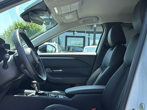 Used 2025 MAZDA CX-50 AWD 2.5 S w/ Preferred Package image 10