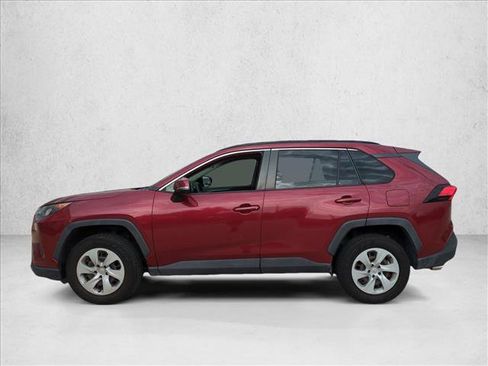 Used 2020 Toyota RAV4 LE AWD/4WD image 5