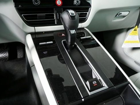 New 2026 Porsche Macan S image 18