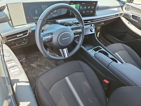 New 2026 Hyundai Sonata SEL FWD image 10