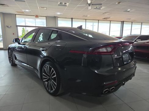 Used 2019 Kia Stinger AWD/4WD image 5
