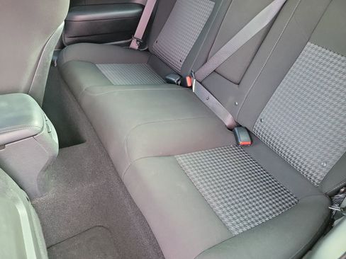 Used 2022 Dodge Challenger R/T image 6