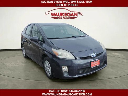 Used 2010 Toyota Prius Five image 3