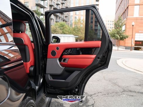 Used 2020 Land Rover Range Rover Autobiography image 44