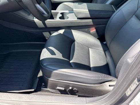 Used 2023 Tesla Model 3 Standard Range RWD image 13