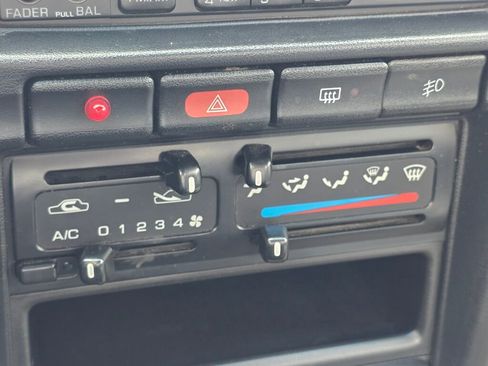 Used 1993 Nissan NX 2000 image 26