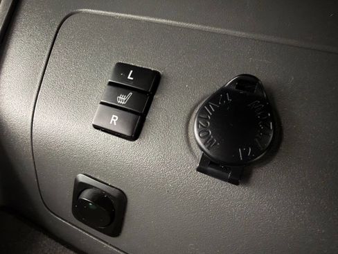 Used 2010 Toyota Prius Five image 19