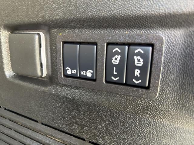 Used 2025 GMC Yukon AT4 Ultimate w/ LPO, Floor Liner Package AWD/4WD image 13