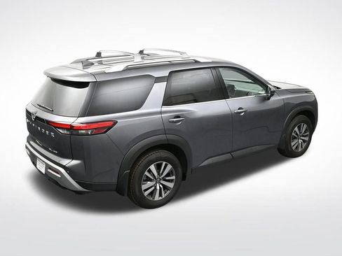 Used 2024 Nissan Pathfinder SL AWD/4WD image 20