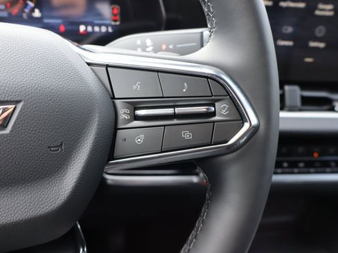 New 2026 Chevrolet Equinox LT w/ Convenience Package II image 7