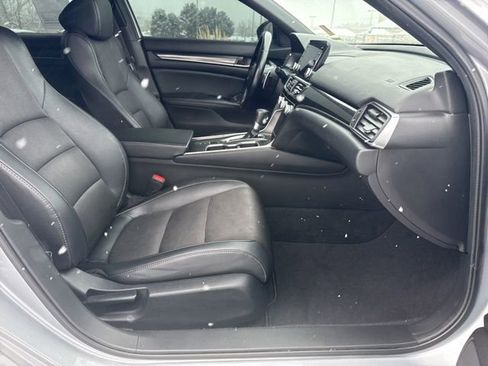 Used 2021 Honda Accord Sport image 21