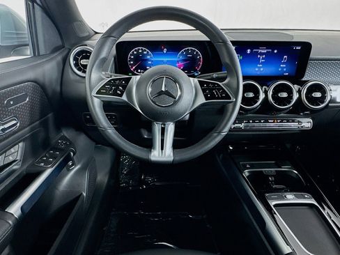 Certified 2026 Mercedes-Benz GLB 250 image 5