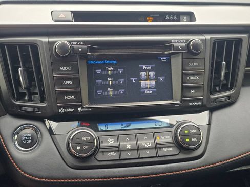 Used 2017 Toyota RAV4 SE AWD/4WD image 33