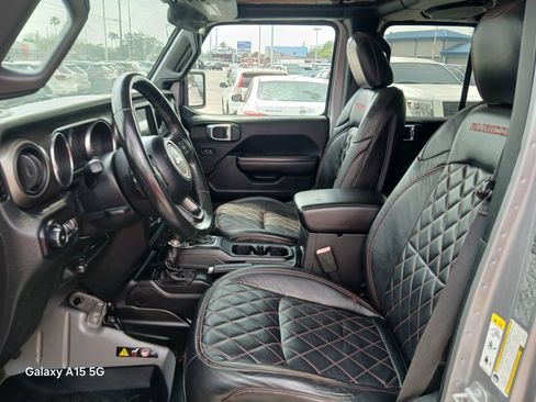 Used 2018 Jeep Wrangler Unlimited Sport S AWD/4WD image 8
