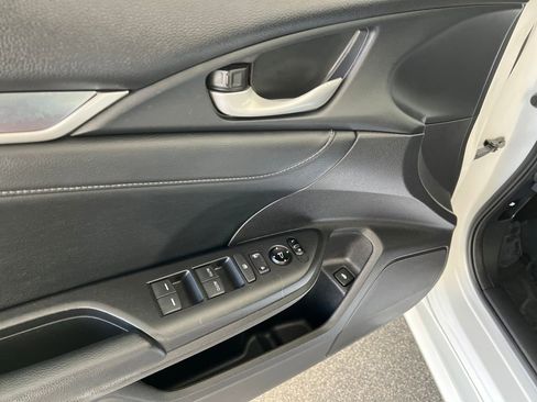 Used 2017 Honda Civic EX-L image 13