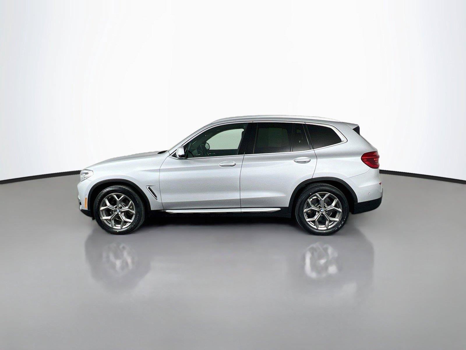 Used 2020 BMW X3 xDrive30i w/ Premium Package AWD/4WD image 3