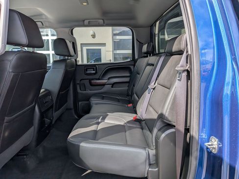 Used 2017 GMC Sierra 2500 SLT w/ Suspension Package, Off-Road image 28