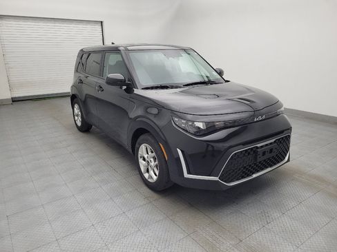 Used 2025 Kia Soul LX w/ LX Technology Package image 13