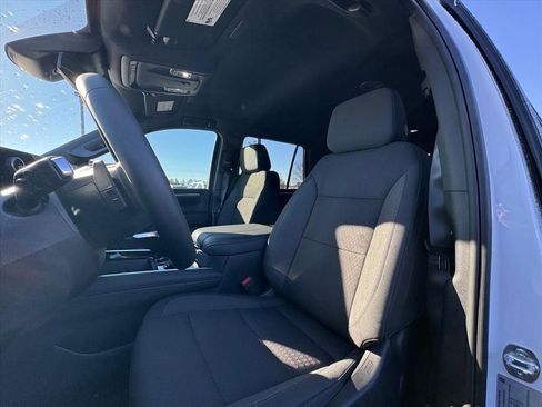 New 2026 Chevrolet Tahoe LS image 13