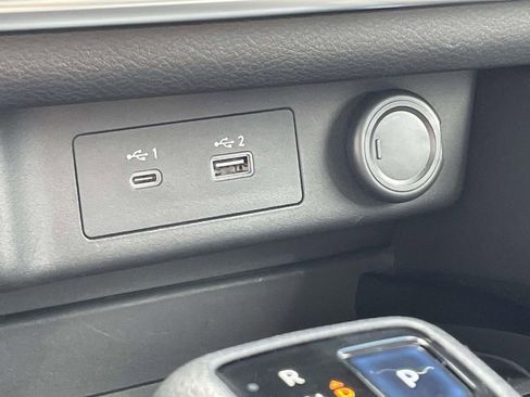 Used 2022 Nissan Rogue SV image 24