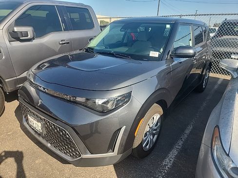 Certified 2024 Kia Soul LX FWD image 4