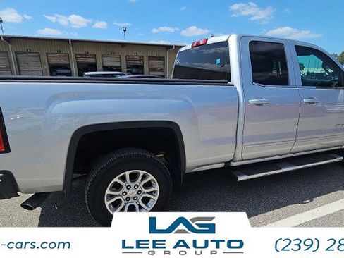 Used 2019 GMC Sierra 1500 SLE w/ SLE Value Package AWD/4WD image 2