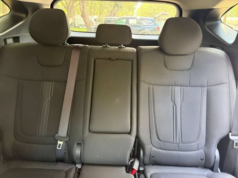 Used 2025 Hyundai Tucson SEL FWD image 39