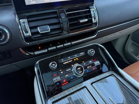 Used 2018 Lincoln Navigator Black Label w/ Cargo Package image 33