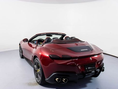Certified 2025 Ferrari Roma Spider RWD image 26