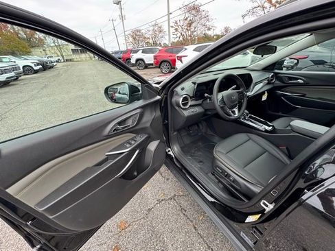 New 2026 Chevrolet Trax ACTIV w/ Driver Confidence Package image 9