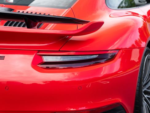 Used 2019 Porsche 911 Turbo S AWD/4WD image 15
