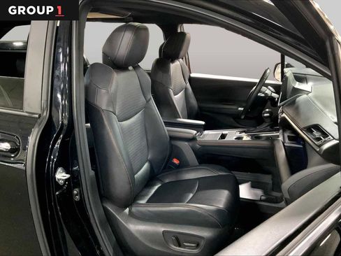 Used 2024 Toyota Sienna XSE w/ XSE Plus Package AWD/4WD image 9