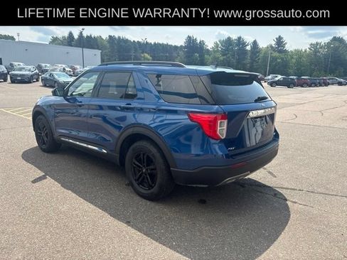 Used 2022 Ford Explorer XLT AWD/4WD image 5