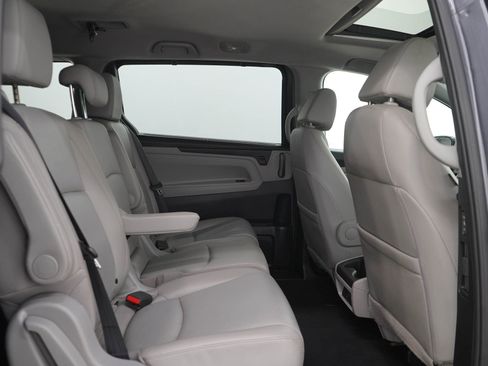 Used 2018 Honda Odyssey EX-L image 14