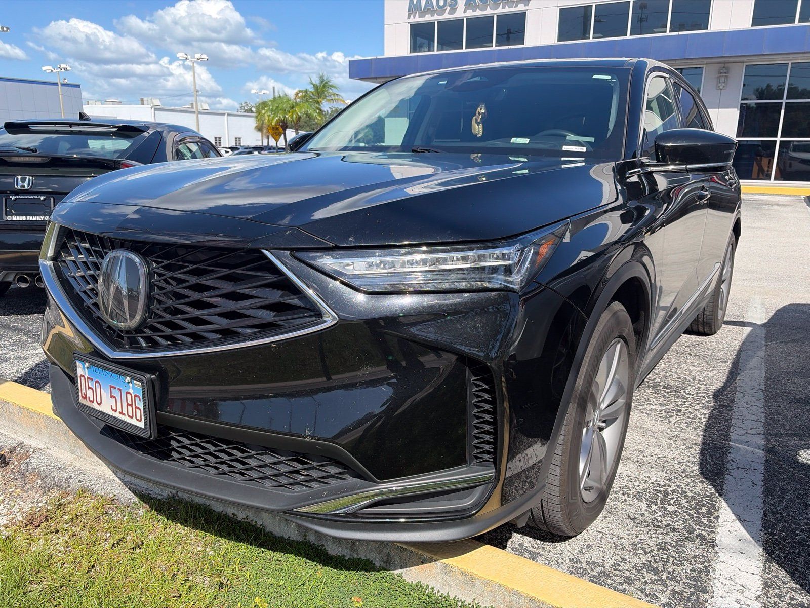 Used 2025 Acura MDX SH-AWD image 3