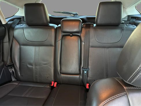 Used 2014 Ford Focus Titanium FWD image 26