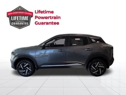 New 2026 Nissan Kicks SV FWD image 2