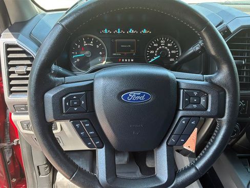 Used 2020 Ford F150 XLT w/ Equipment Group 302A Luxury AWD/4WD image 17