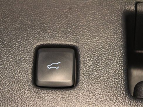 Used 2023 Ford Escape Active image 14