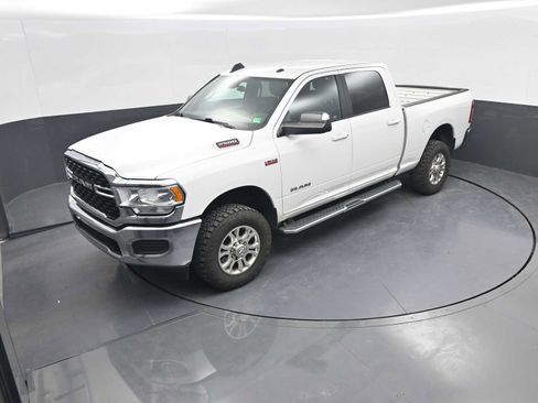 Used 2022 RAM 2500 Big Horn AWD/4WD image 45