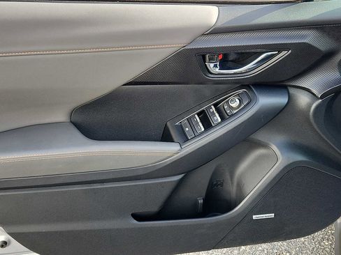 Used 2024 Subaru Crosstrek 2.5i Limited image 12