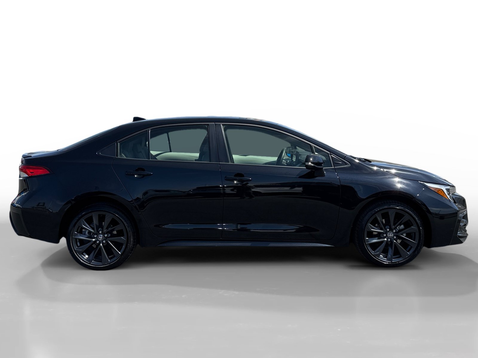 Used 2026 Toyota Corolla SE FWD image 6
