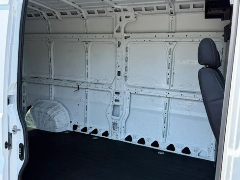 Used 2021 RAM ProMaster 2500 FWD image 23