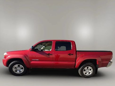 Used 2011 Toyota Tacoma 4x4 Double Cab w/ SR5 Pkg #2 image 4
