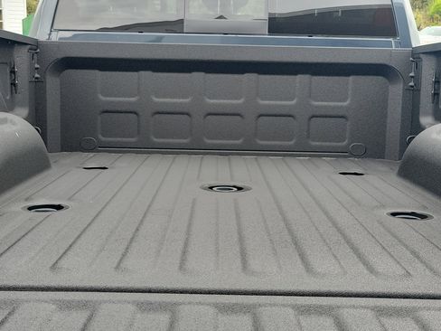 New 2026 RAM 2500 Laramie AWD/4WD image 8