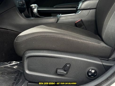 Used 2016 Dodge Charger R/T RWD image 15