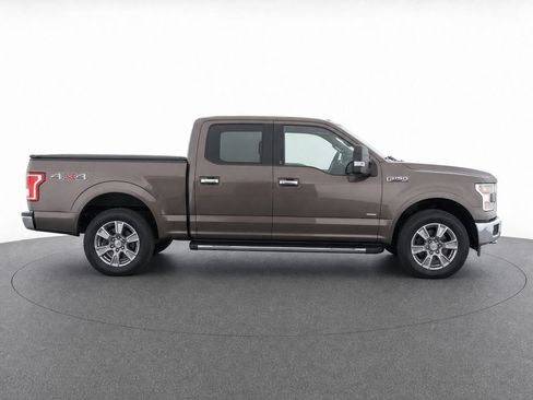 Used 2015 Ford F150 XLT w/ Equipment Group 302A Luxury AWD/4WD image 9
