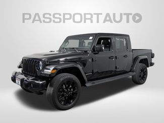 Used 2023 Jeep Gladiator Overland AWD/4WD video 1