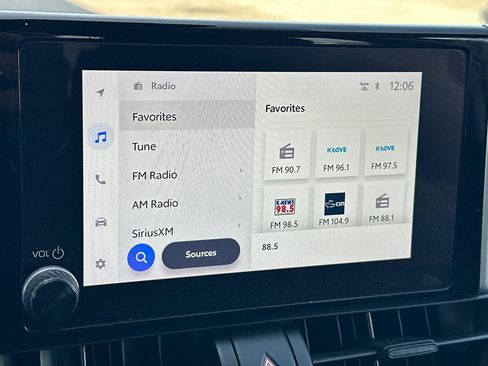 Used 2024 Toyota RAV4 XLE image 20