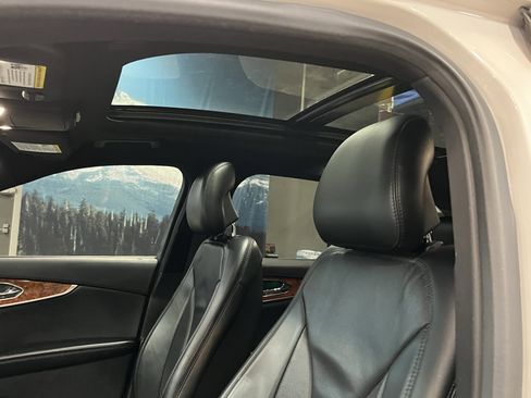 Used 2019 Lincoln Nautilus Reserve AWD/4WD image 19